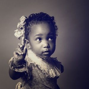 Meet your Posher, Zoa Sanaa